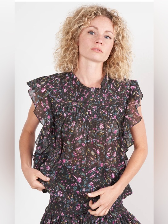 Isabel marant etoile Tops - Isabel Marant Etoile Layona ruffle sleeve top- Black floral print cotton
